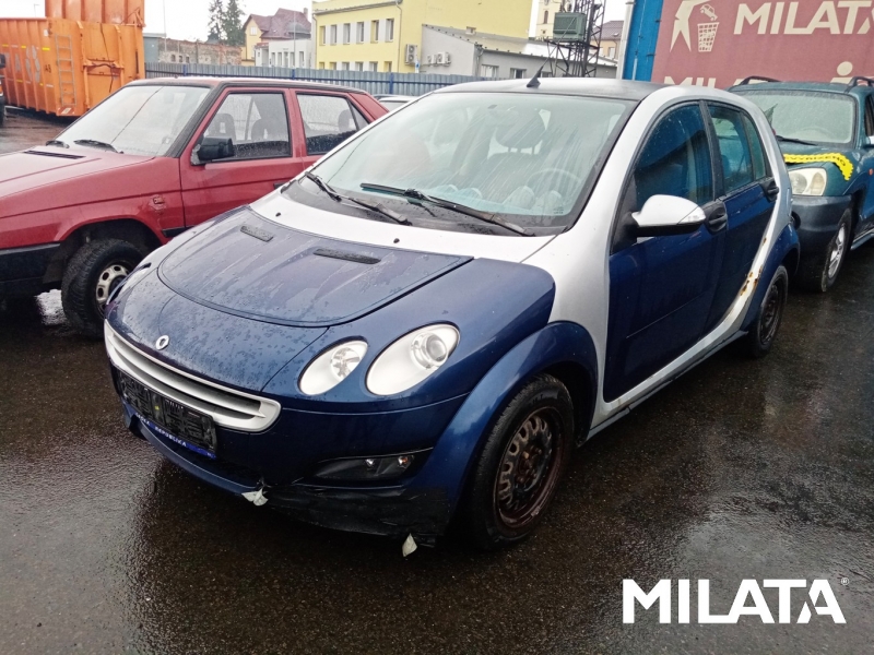 SMART FORFOUR 1.1 2005 na náhradní díly 1