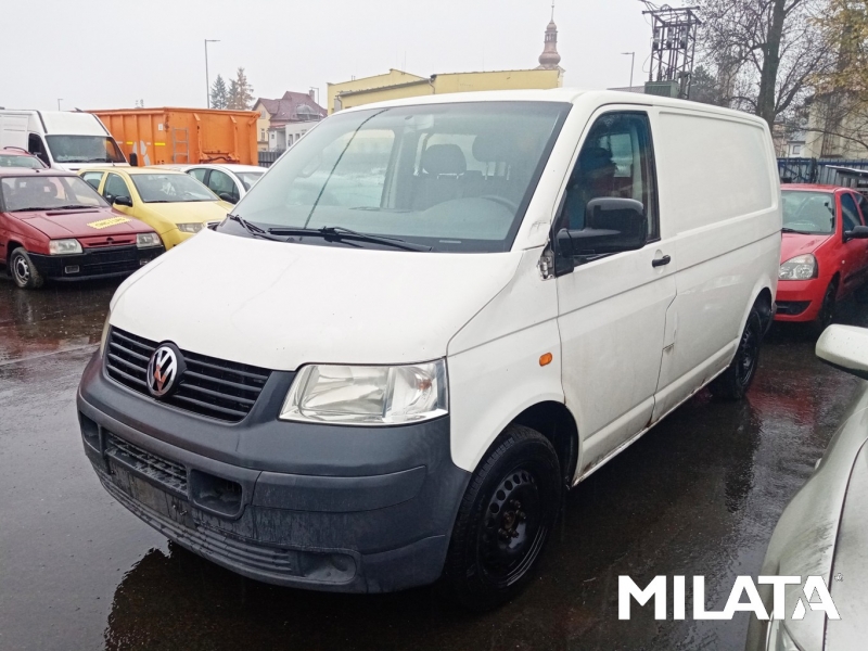 VOLKSWAGEN TRANSPORTER T5 2.5 D 2004 na náhradní díly 1