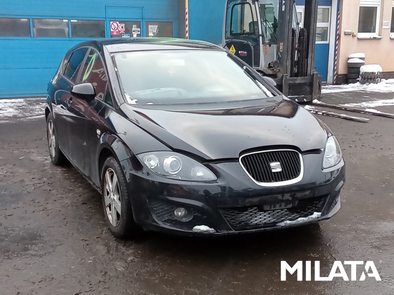 SEAT LEON 1.8 2010 na náhradní díly 1