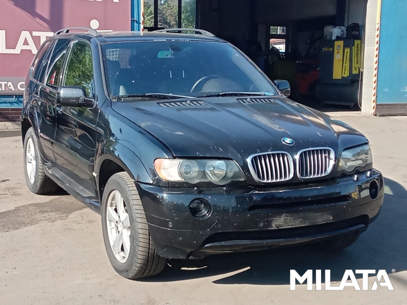 BMW X5 4.4 2002 na náhradní díly 1