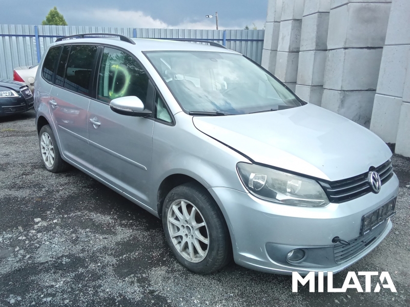 VOLKSWAGEN TOURAN 1.4 2011 na náhradní díly 1