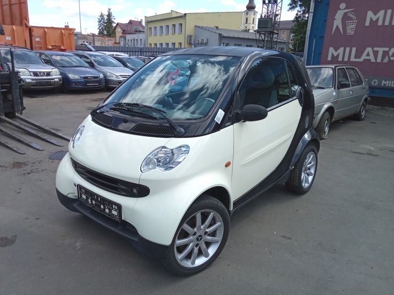 SMART COUPÉ 40A 0.6 2003 na náhradní díly 1