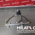 Starší stahovačka s motorkem Mazda 323F