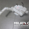 Použitá nádobka ostřikovačů Mazda 3