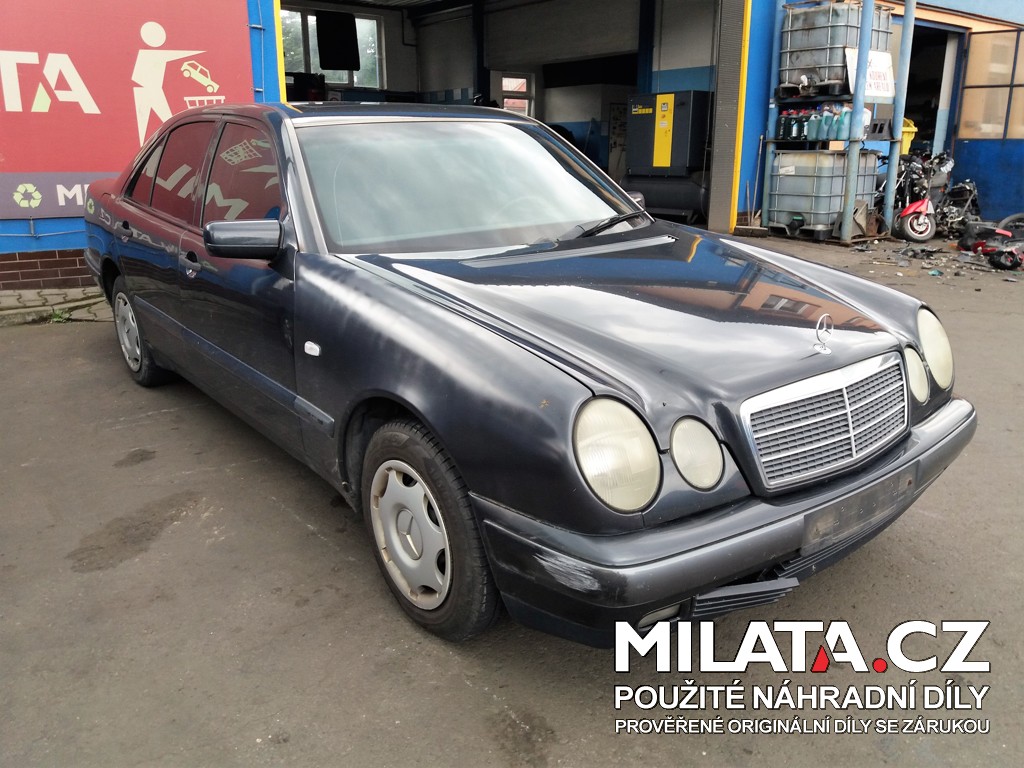 MERCEDES – BENZ E230 1998 na díly - levné náhradní díly z autovrakoviště