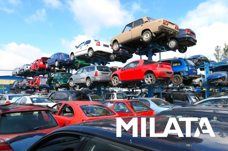 Sklad autovraků